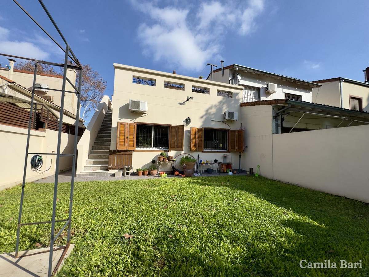 Casa Venta Vicente López 3 Ambientes Jardín